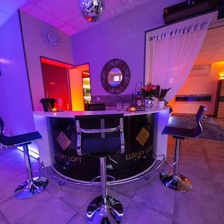 Loft Privatif Avec Jacuzzi Et Sauna แซ็ง-ดิซีเย ภายนอก รูปภาพ